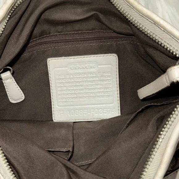 COACH 3577 CANVAS AMD LEATHER SHOULDER BAG - Picture 3 of 4